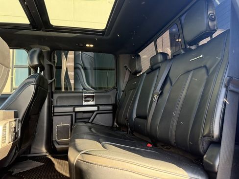 Used 2017 Ford F250 Platinum w/ Platinum Ultimate Package image 19