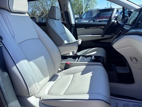 Used 2026 Honda Odyssey Touring image 35