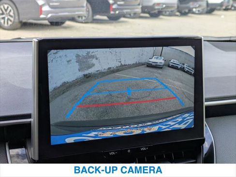 Used 2026 Toyota Corolla SE w/ SE Package image 18