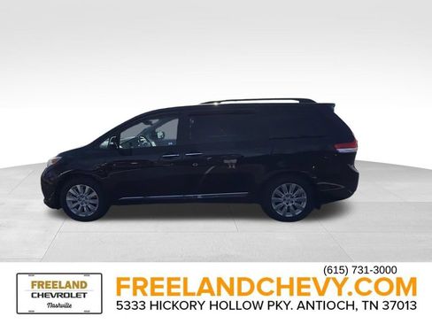 Used 2013 Toyota Sienna Limited image 6