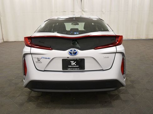 Used 2021 Toyota Prius Prime XLE w/ Carpet Mat Package (TMS) image 6