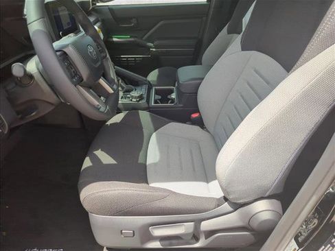 New 2025 Toyota 4Runner 4WD image 4