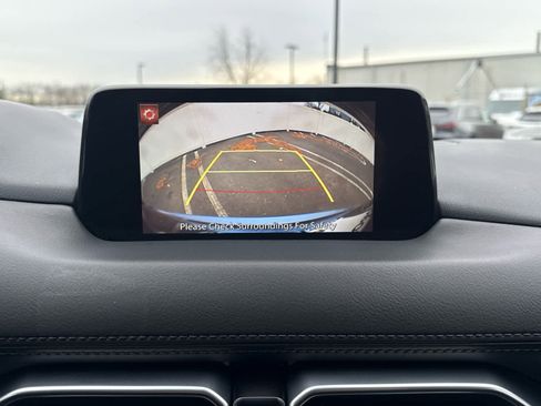 Used 2019 MAZDA CX-5 Touring image 19