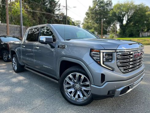 Used 2023 GMC Sierra 1500 Denali w/ Denali Reserve Package AWD/4WD image 20