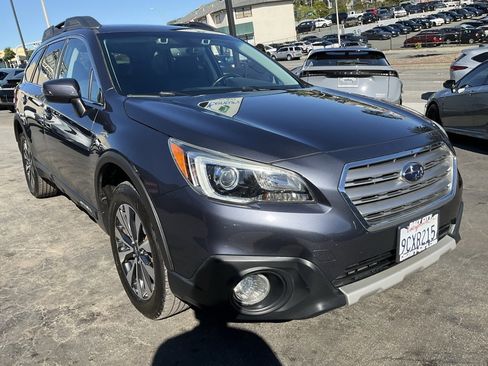 Used 2017 Subaru Outback 2.5i Limited image 68