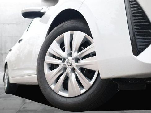 New 2025 Nissan Sentra S image 3