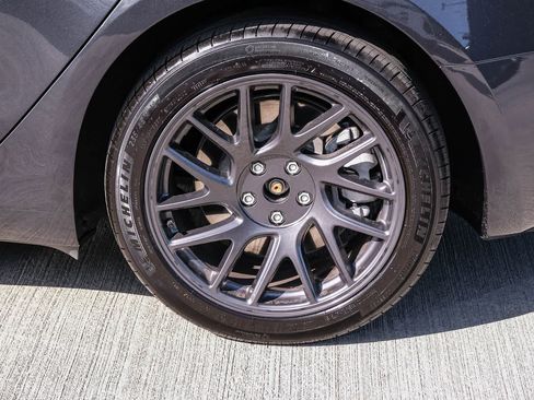 Used 2025 Tesla Model 3 Long Range RWD image 9