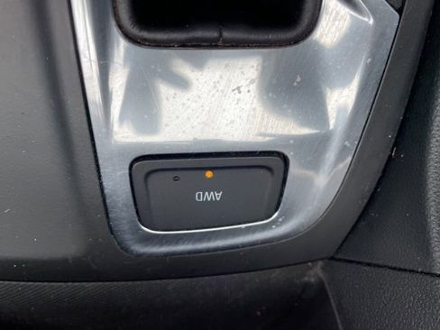 Used 2019 Chevrolet Equinox LT image 43