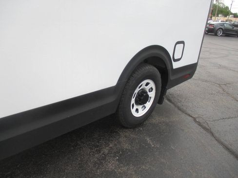 Used 2024 Chevrolet Brightdrop 600 w/ Commercial Equipment Package AWD/4WD image 14
