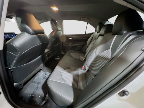 Used 2024 Toyota Camry SE FWD image 16