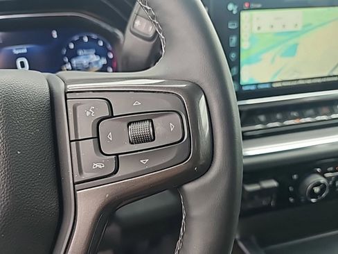 Used 2025 Chevrolet Silverado 2500 High Country w/ Technology Package image 22