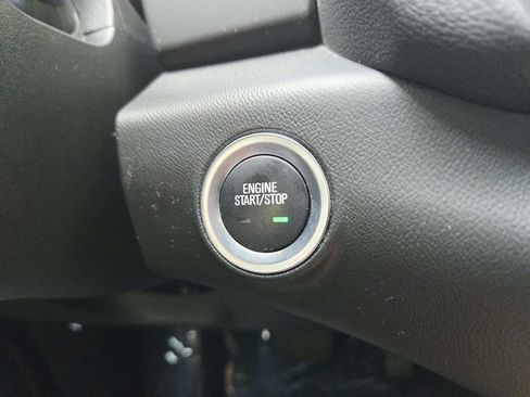 Used 2024 GMC Terrain SLE w/ Driver Convenience Package FWD image 34