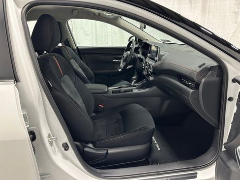 Used 2024 Nissan Sentra SR image 52