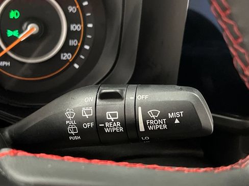 Used 2024 Jeep Wrangler Unlimited Rubicon AWD/4WD image 50