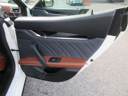 Used 2017 Maserati Ghibli S Q4 image 29