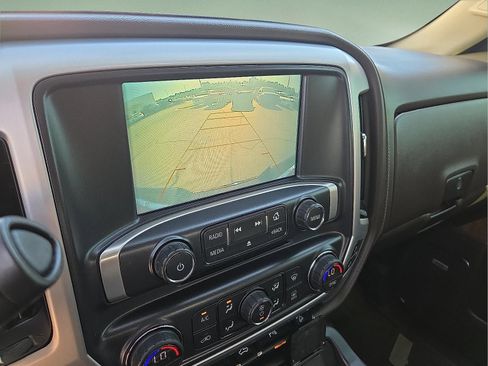 Used 2018 GMC Sierra 1500 SLT w/ SLT Premium Package AWD/4WD image 8