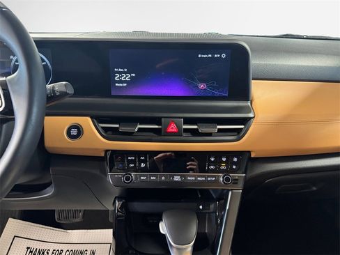 Certified 2024 Kia Seltos EX image 22