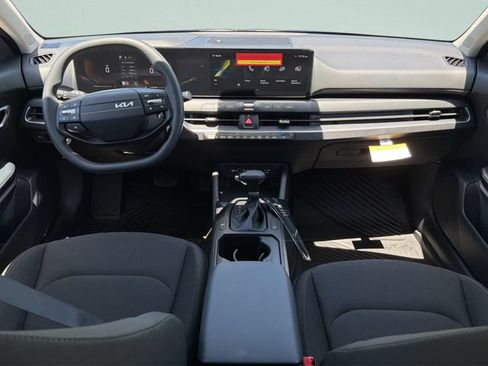 New 2026 Kia K4 FWD image 13