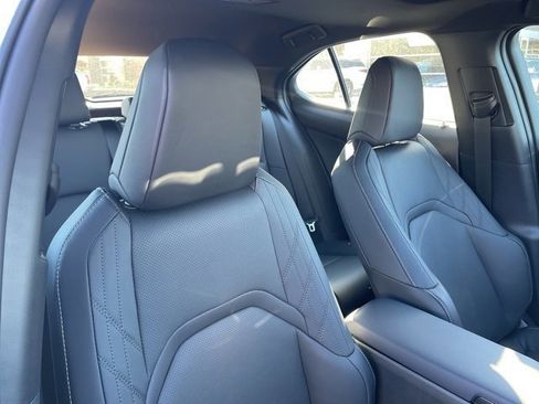 New 2025 Lexus UX 300h 300h F SPORT DESIGN AWD image 18