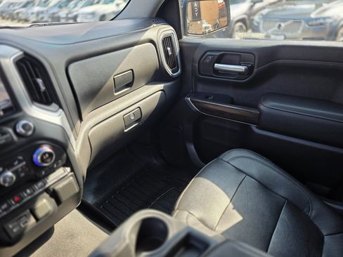 Used 2021 GMC Sierra 1500 SLT image 44
