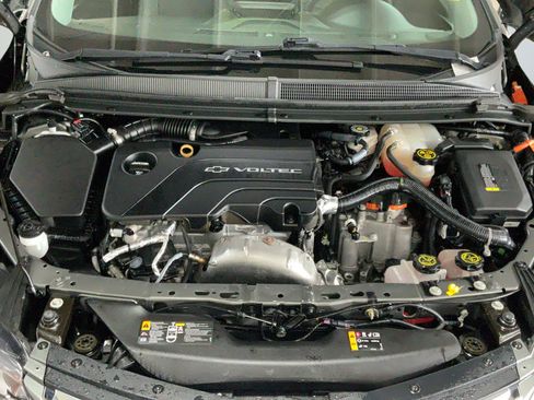 Used 2016 Chevrolet Volt Premier w/ Driver Confidence Package FWD image 22