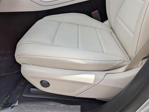 New 2025 Mercedes-Benz GLE 350 4MATIC image 4