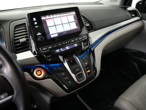 Used 2018 Honda Odyssey Elite image 19