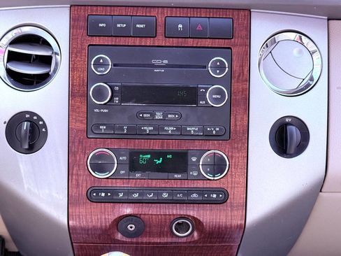 Used 2008 Ford Expedition Eddie Bauer image 24