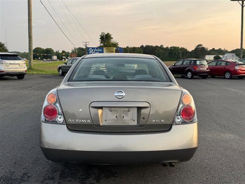 Used 2002 Nissan Altima 2.5 S image 9