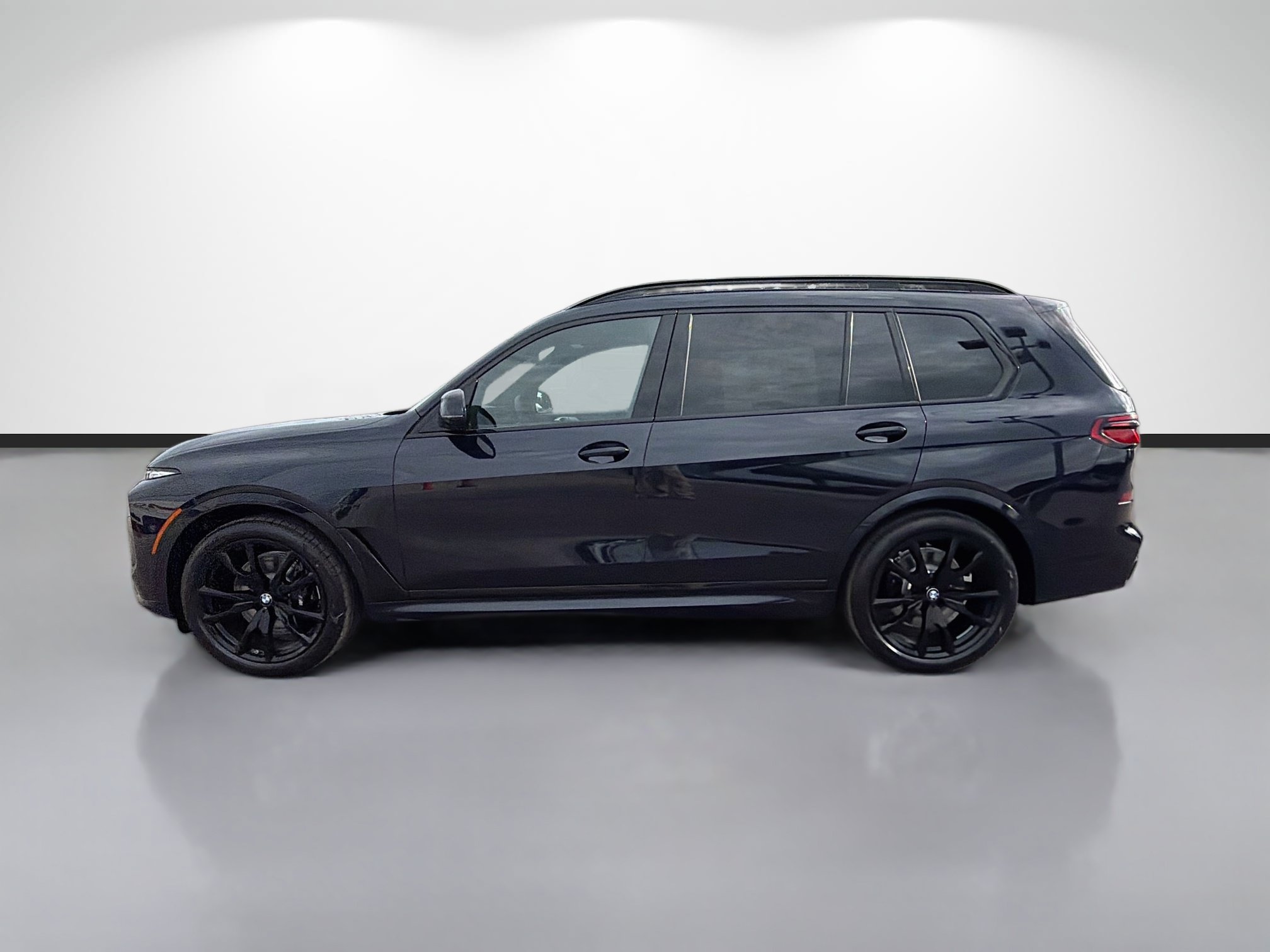 New 2027 BMW X7 xDrive40i w/ Executive Package AWD/4WD image 6