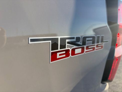 New 2026 Chevrolet Colorado Trail Boss AWD/4WD image 8