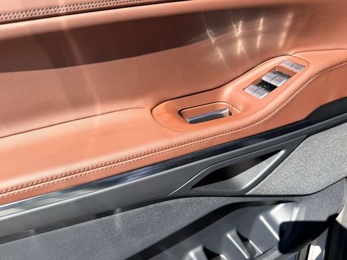New 2026 Lincoln Navigator Reserve AWD/4WD image 33