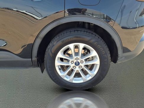 Used 2020 Ford Escape SE FWD image 25