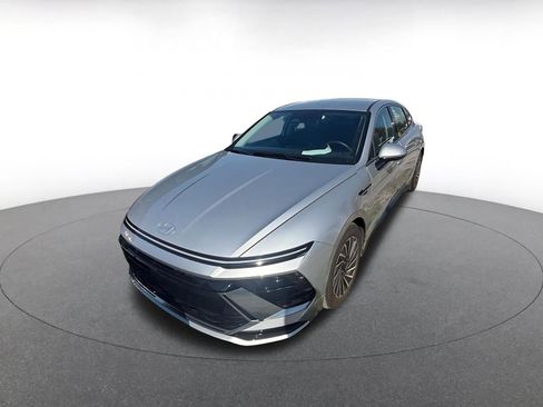 Used 2025 Hyundai Sonata SEL image 2