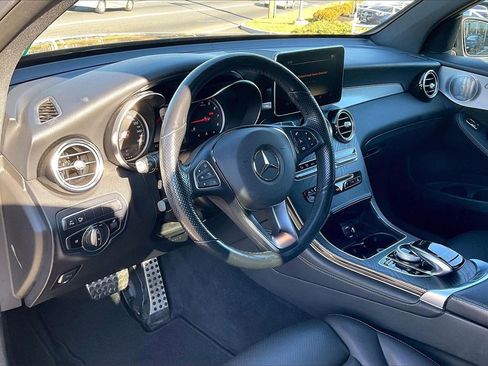 Certified 2019 Mercedes-Benz GLC 300 4MATIC Coupe image 11