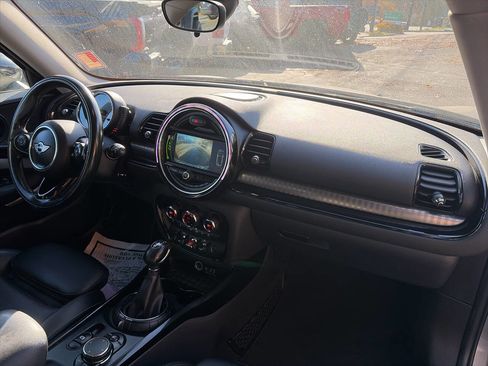 Used 2016 MINI Cooper Clubman image 14