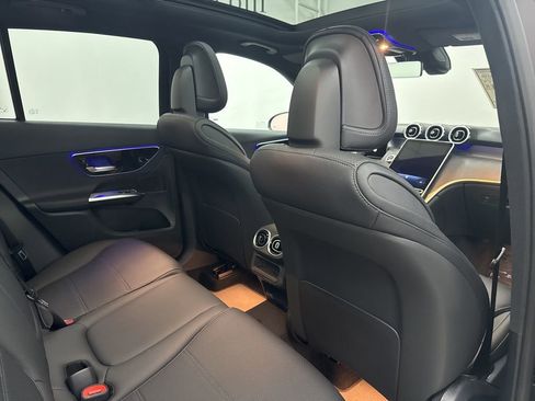 Used 2026 Mercedes-Benz GLC 300 GLC 300 image 24