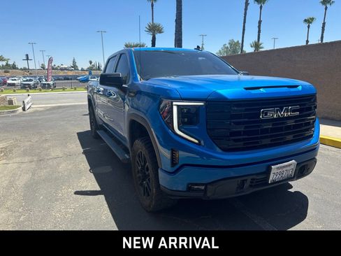 Used 2023 GMC Sierra 1500 Elevation AWD/4WD image 3