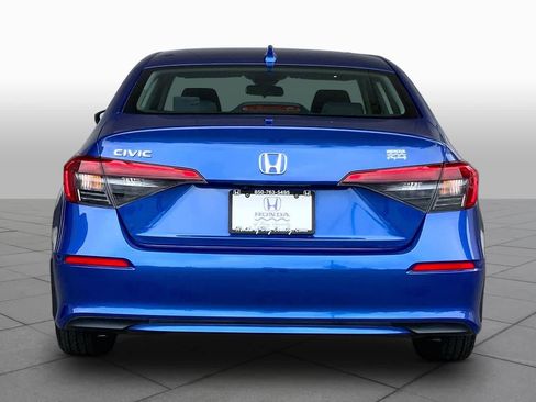 Used 2024 Honda Civic EX image 5