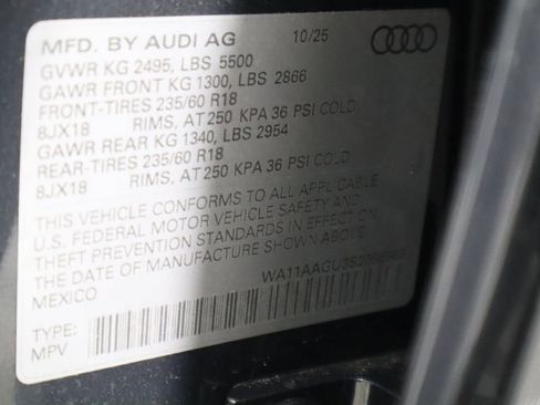 Used 2025 Audi Q5 Premium w/ Convenience Package image 33