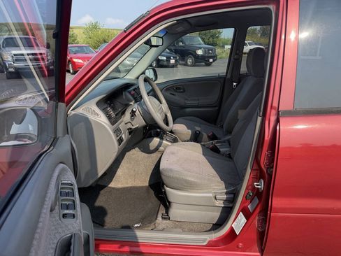 Used 2000 Chevrolet Tracker 4WD w/ Preferred Equipment Group 2 image 14