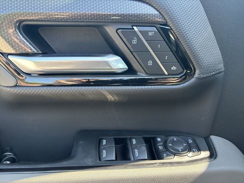 New 2026 Chevrolet Silverado 2500 ZR2 AWD/4WD image 13