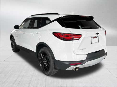 Used 2024 Chevrolet Blazer LT w/ Convenience Package FWD image 6