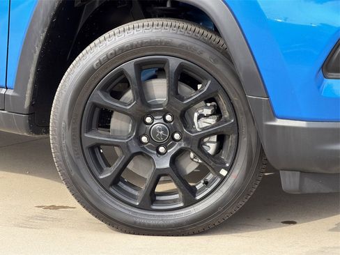 New 2026 Jeep Compass Latitude image 8