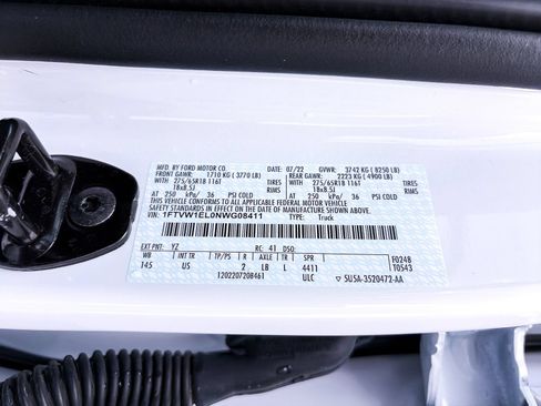 Used 2022 Ford F150 Lightning XLT AWD/4WD image 39