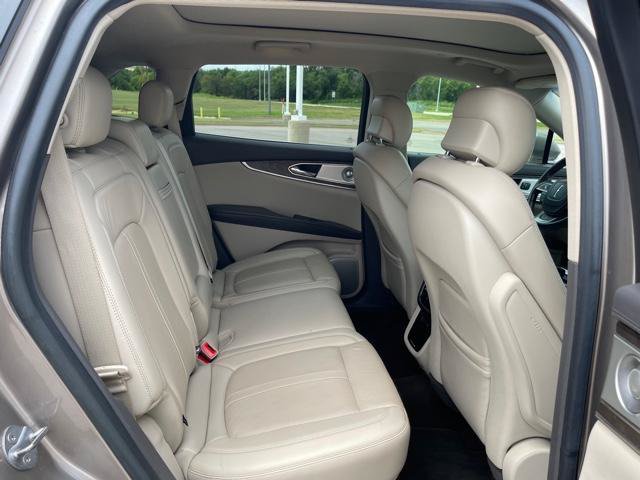 Used 2019 Lincoln Nautilus Reserve w/ Ultimate Package FWD image 16