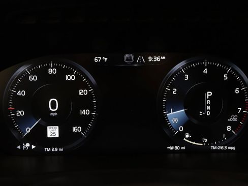 Used 2020 Volvo XC90 T6 Momentum w/ Protection Package Premier image 20