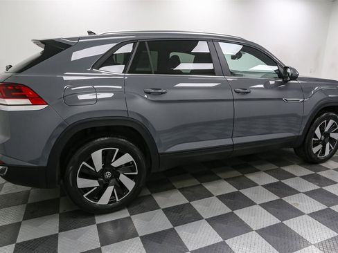 New 2026 Volkswagen Atlas Cross Sport SE AWD/4WD image 8