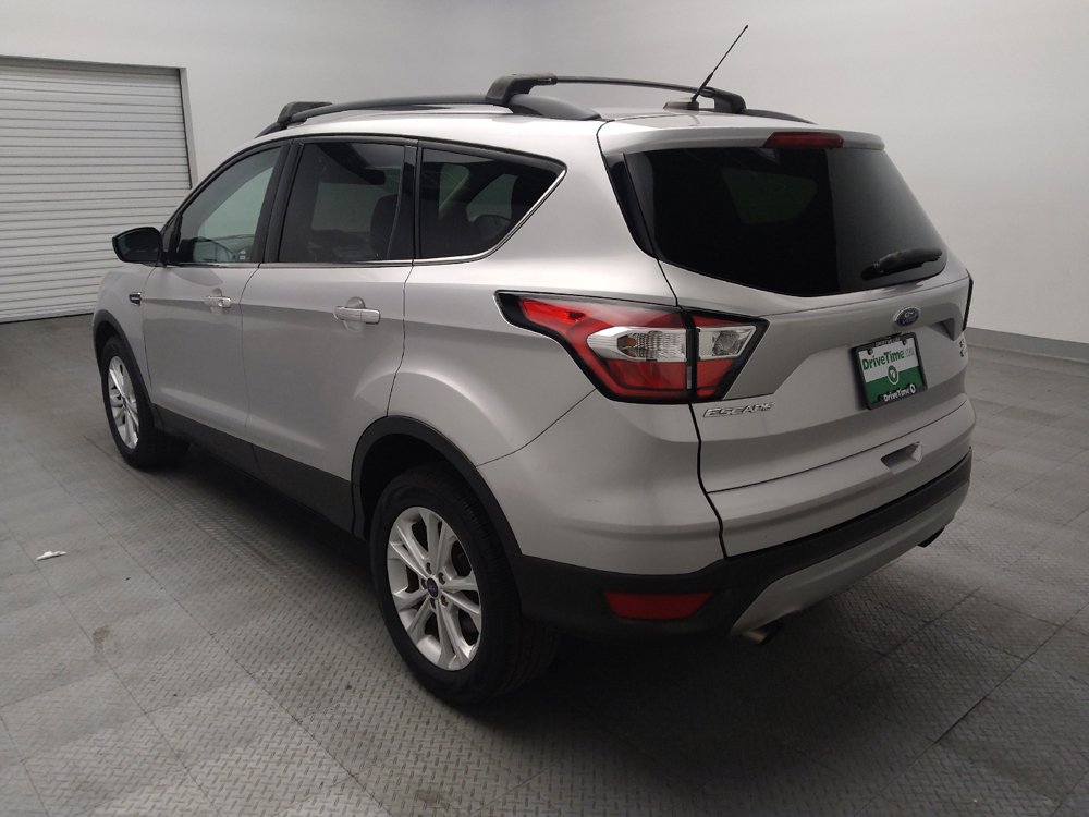 Used 2018 Ford Escape SE w/ Ford Safe & Smart Package AWD/4WD image 5