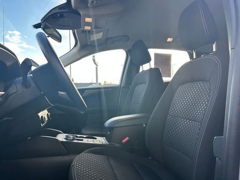 Used 2025 Ford Escape Active AWD/4WD image 9